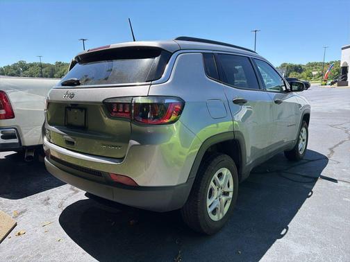 Billet Silver Metallic Clearcoat 2021 Jeep Compass Sport