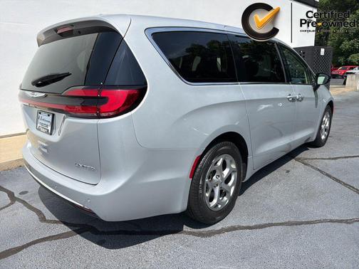 Silver Mist Clearcoat 2024 Chrysler Pacifica Limited
