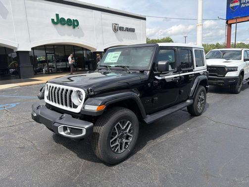 Black Clearcoat 2026 Jeep Wrangler 4-Door Sahara 4x4