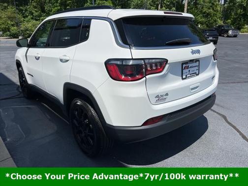 2022 Jeep Compass Latitude Lux