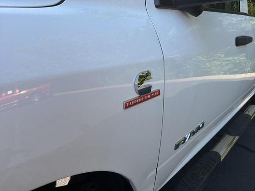 Bright White Clearcoat 2020 RAM 3500 Tradesman Crew Cab 4x2 8' Box