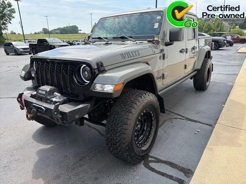 Sting-Gray Clearcoat 2021 Jeep Gladiator Willys 4x4