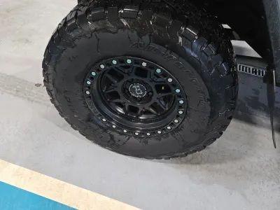 Sting-Gray Clearcoat 2021 Jeep Gladiator Willys
