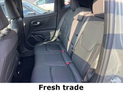 2021 Jeep Renegade Trailhawk