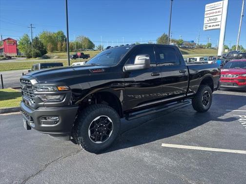 2025 RAM 2500 Tradesman Crew Cab 4x4 6'4' Box