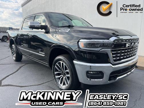 Diamond Black Crystal Pearlcoat 2025 RAM 1500 Limited