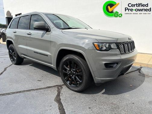 Sting-Gray Clearcoat 2021 Jeep Grand Cherokee Laredo