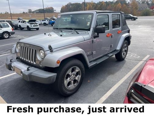 2017 Jeep Wrangler Unlimited Sahara