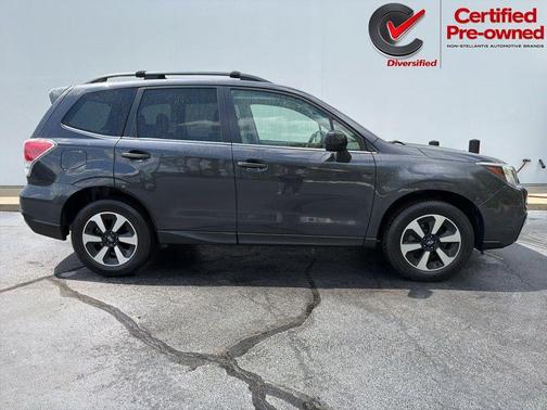 Dark Gray Metallic 2017 Subaru Forester 2.5i Limited