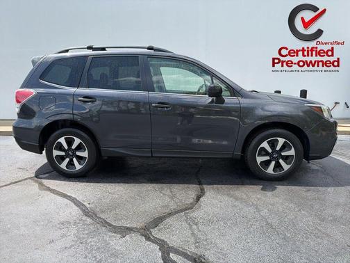 Dark Gray Metallic 2017 Subaru Forester 2.5i Limited