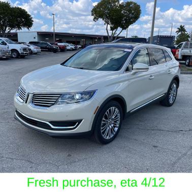 Platinum Dune Metallic Tri-Coat 2016 Lincoln MKX Reserve