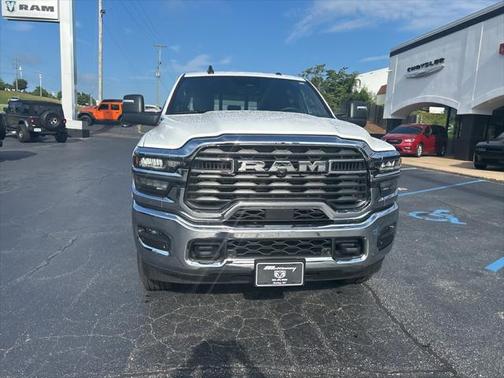 2025 RAM 2500 Tradesman Crew Cab 4x4 8' Box