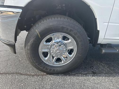 2025 RAM 2500 Tradesman Crew Cab 4x4 8' Box