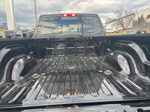 2026 RAM 2500 Black Express Crew Cab 4x4 6'4' Box