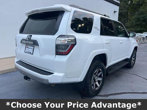 2024 Toyota 4Runner TRD Off Road