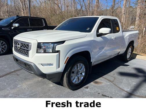 2024 Nissan Frontier SV