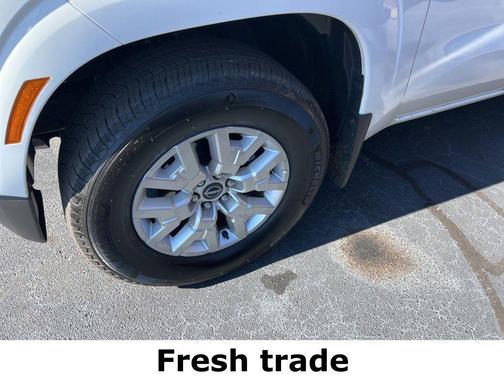 2024 Nissan Frontier SV