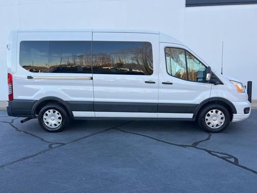 2022 Ford Transit-350 XLT