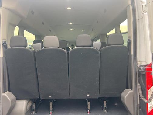 2022 Ford Transit-350 XLT