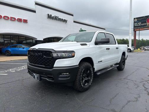 Bright White Clearcoat 2026 RAM 1500 Warlock Crew Cab 4x4 5'7' Box