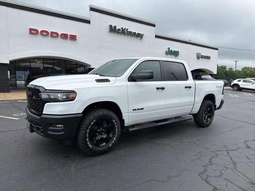 Bright White Clearcoat 2026 RAM 1500 Warlock Crew Cab 4x4 5'7' Box
