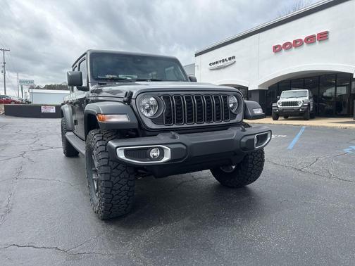 2025 Jeep Gladiator Sport S