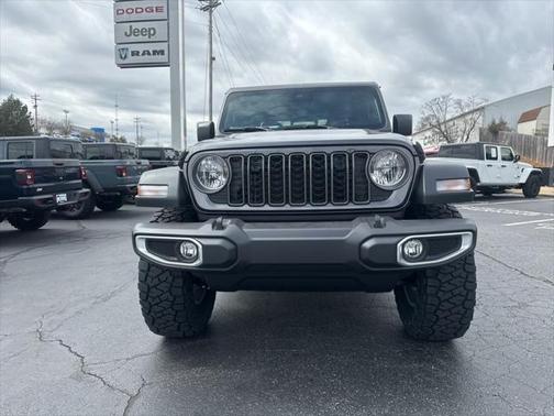 2025 Jeep Gladiator Sport S