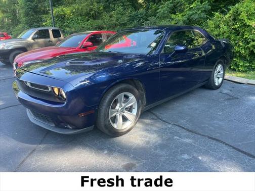2016 Dodge Challenger SXT