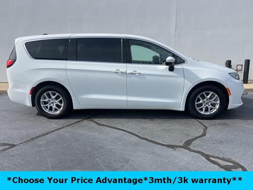 2023 Chrysler Pacifica Touring L