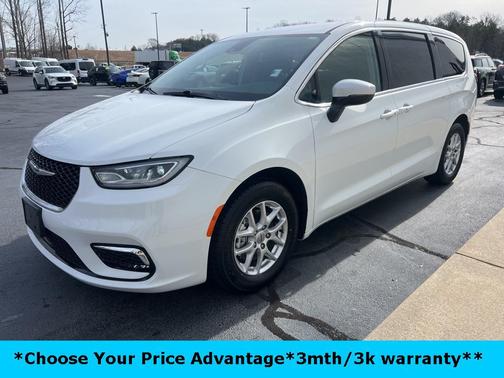 2023 Chrysler Pacifica Touring L