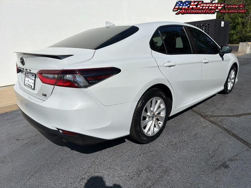 Ice Edge 2023 Toyota Camry LE