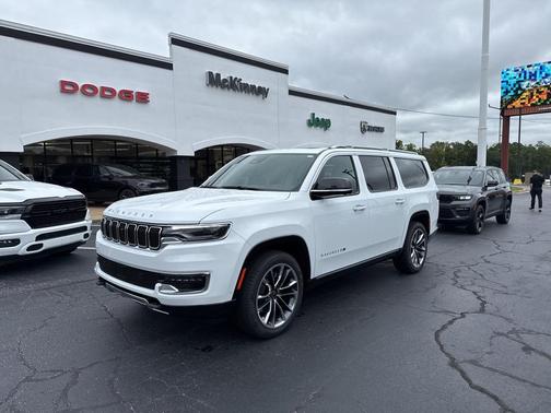 2025 Jeep Wagoneer L Series III 4x4