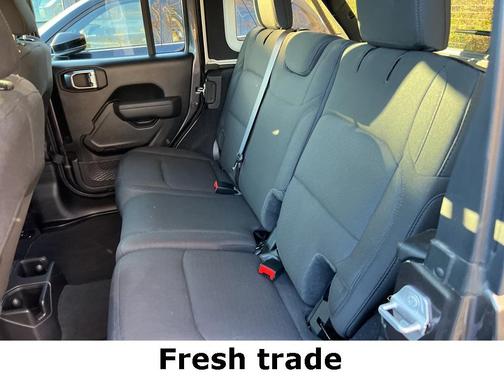 2022 Jeep Wrangler Unlimited Sport Altitude