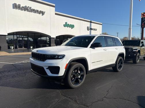 2025 Jeep Grand Cherokee Altitude