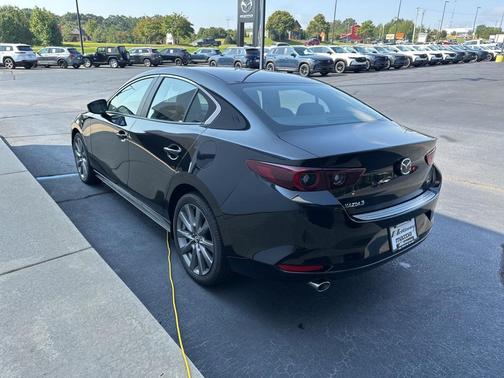 2025 Mazda Mazda3 FWD w/Preferred Package