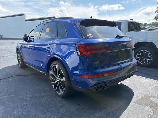 Ultra Blue Metallic 2022 Audi SQ5 3.0T Premium Plus