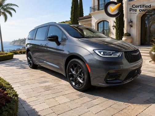 Granite Crystal Metallic Clearcoat 2023 Chrysler Pacifica Limited