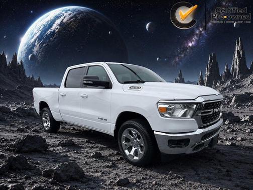 Bright White Clearcoat 2022 RAM 1500 Big Horn/Lone Star