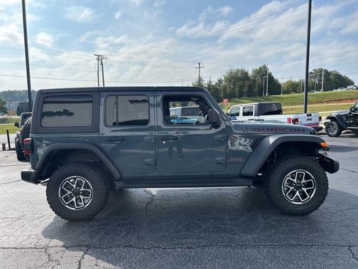 2025 Jeep Wrangler Rubicon