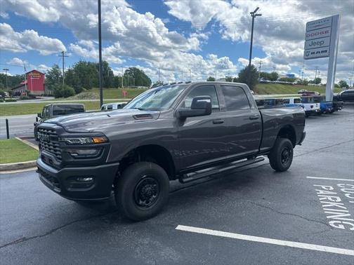 2025 RAM 2500 Tradesman Crew Cab 4x4 6'4' Box