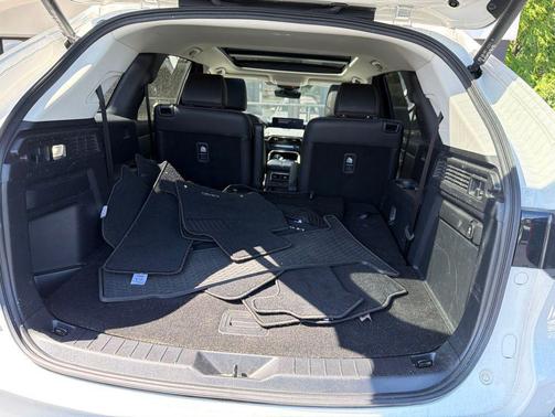 Rhodium White Premium 2024 Mazda CX-90 3.3 Turbo Premium