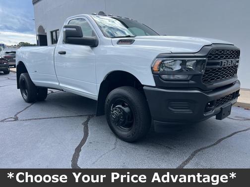 2023 RAM 3500 Tradesman Regular Cab 4x4 8' Box