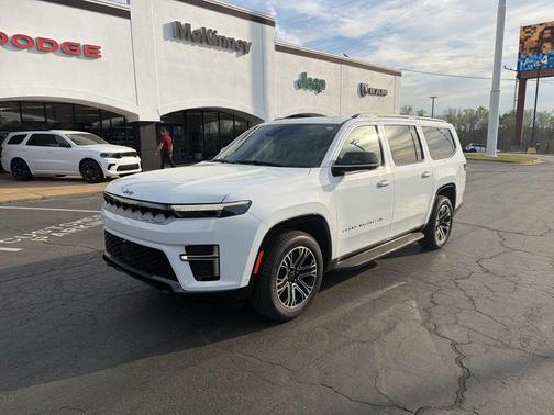 2026 Jeep Grand Wagoneer L 4x4