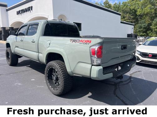 2022 Toyota Tacoma TRD Sport