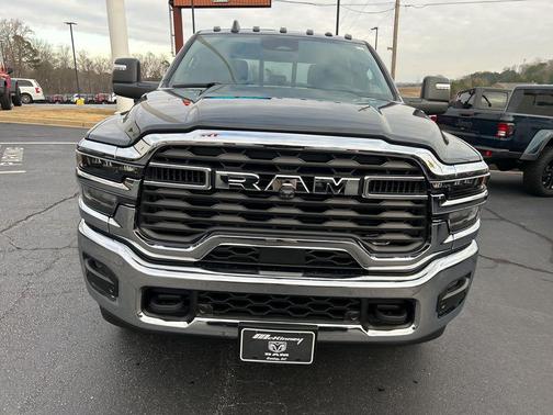 2026 RAM 3500 Tradesman Crew Cab 4x4 8' Box