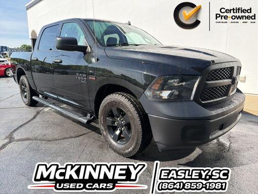 Diamond Black Crystal Pearlcoat 2023 RAM 1500 Tradesman