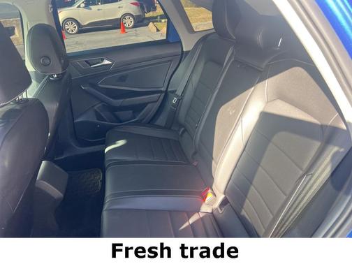 2022 Volkswagen Jetta 1.5T SE