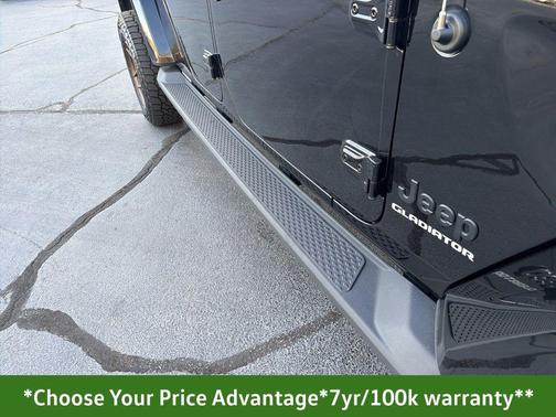 Black Clearcoat 2022 Jeep Gladiator High Altitude 4x4