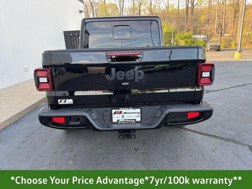 Black Clearcoat 2022 Jeep Gladiator High Altitude 4x4