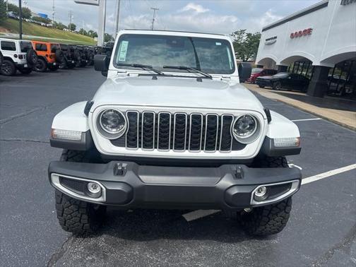 2025 Jeep Wrangler 4-Door Sahara 4x4
